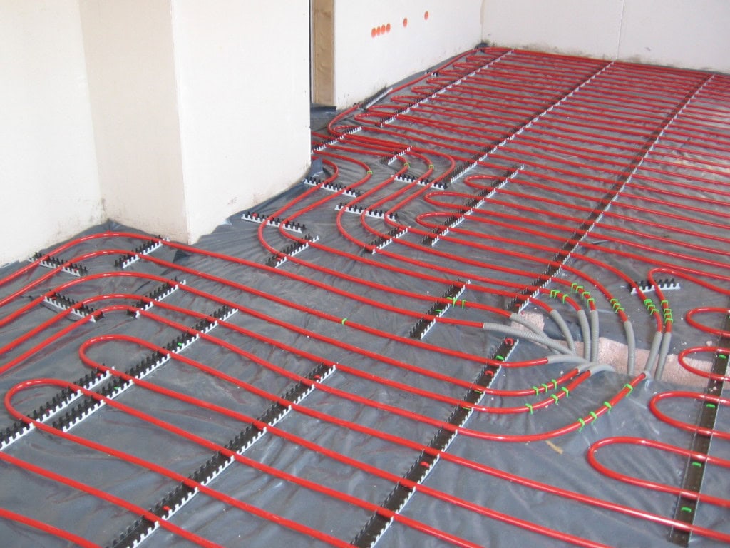 Underfloor heating installation